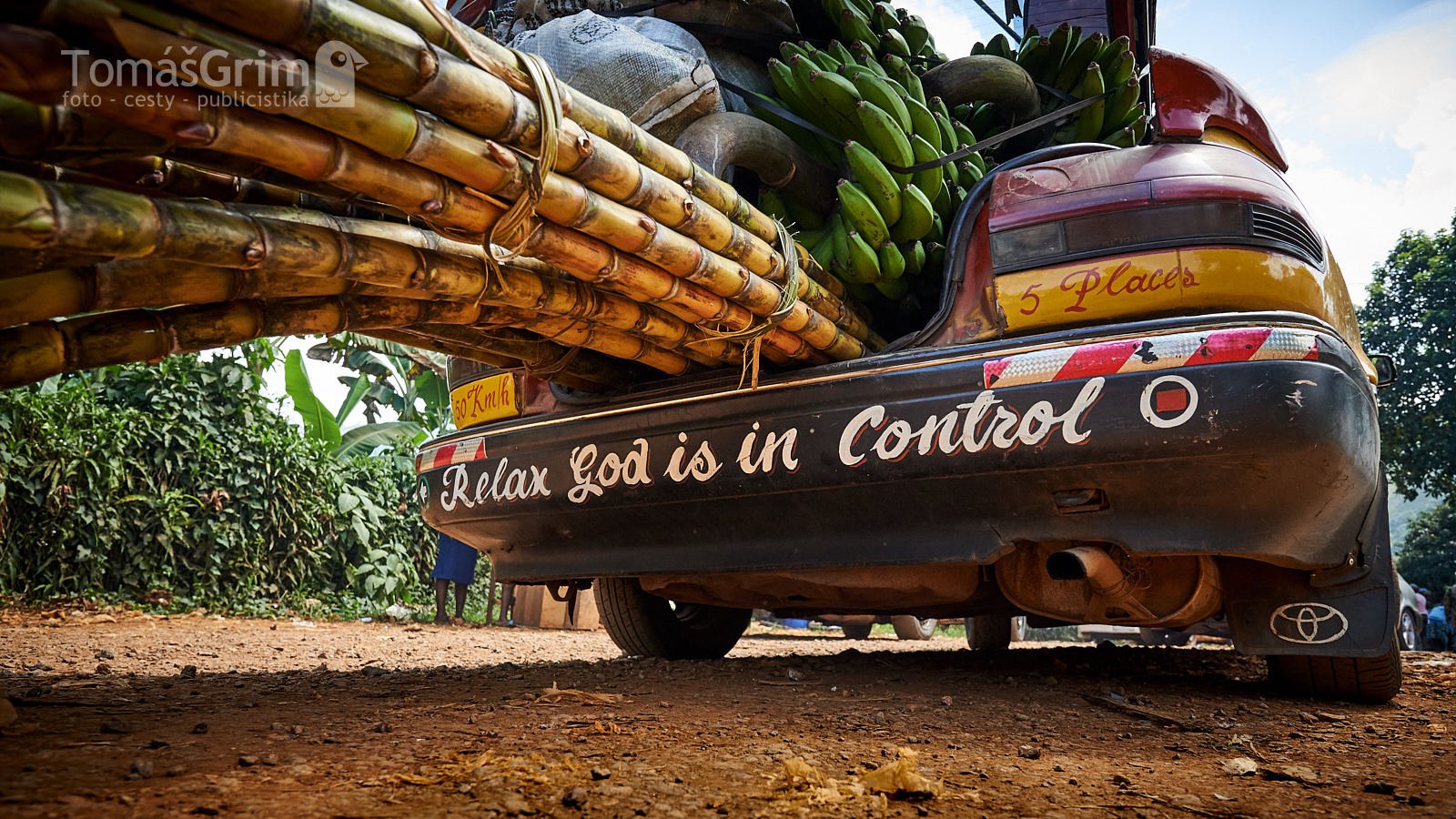 Kamerunská jízda je bezpečí samo. Foto Tomáš Grim