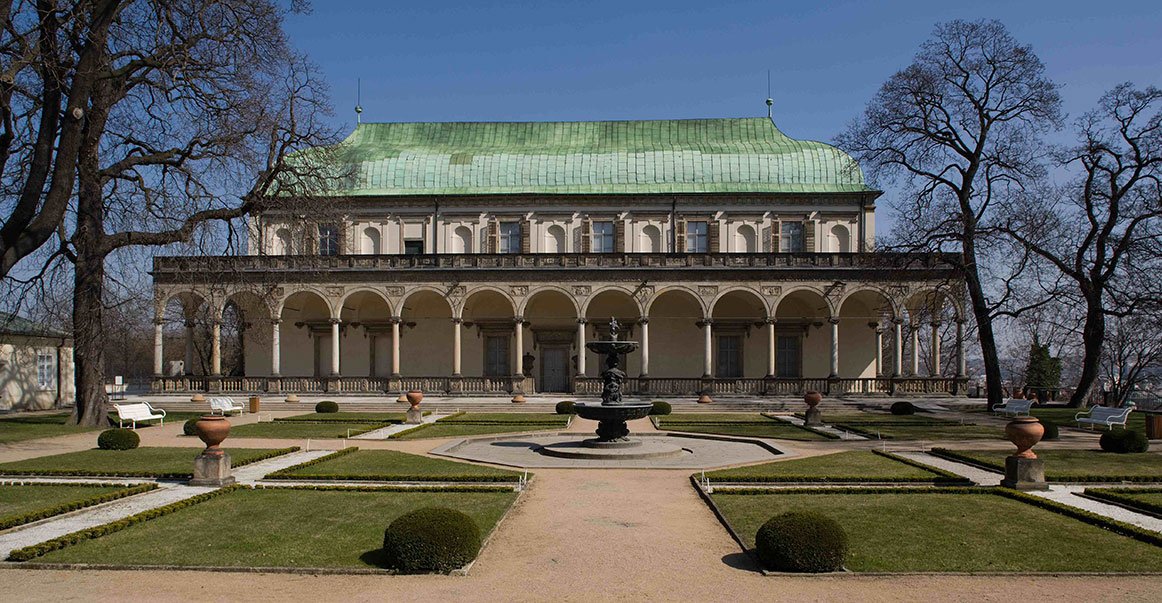 Královský letohrádek na Pražském hradě. Přednáší Blanka Kubíková