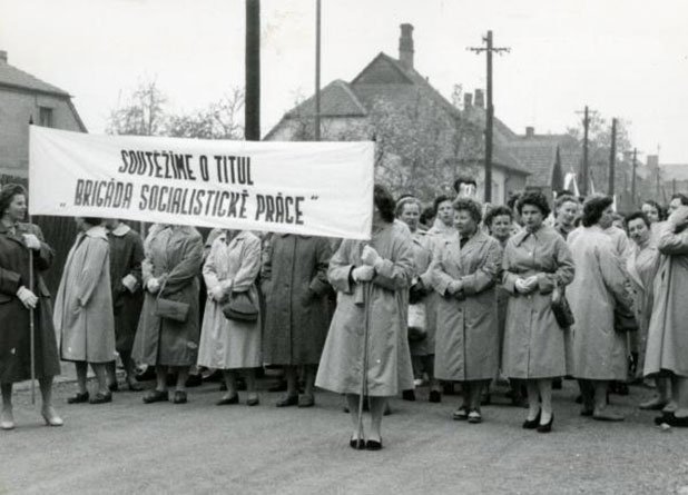 Jak se žilo za socialismu? Přednáška Nová socialistická žena.